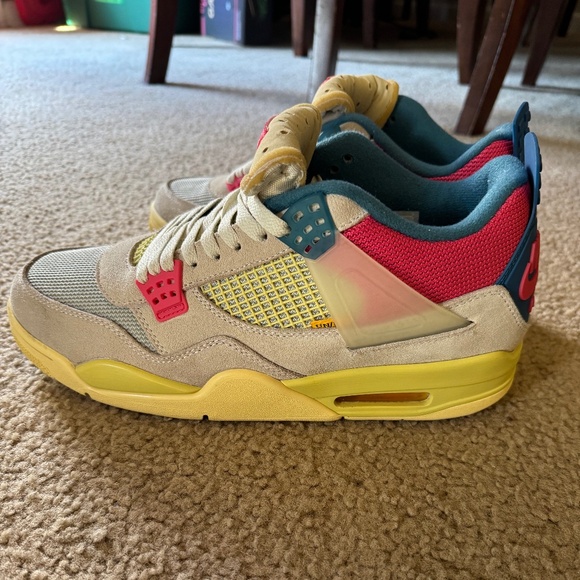 Jordan 4